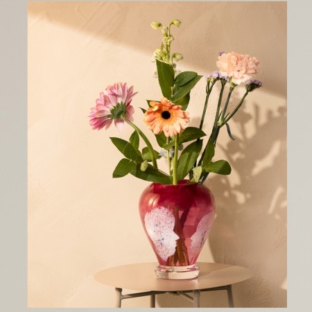 Maud Angelica Behn - Vi møtes - Vase Rosa  